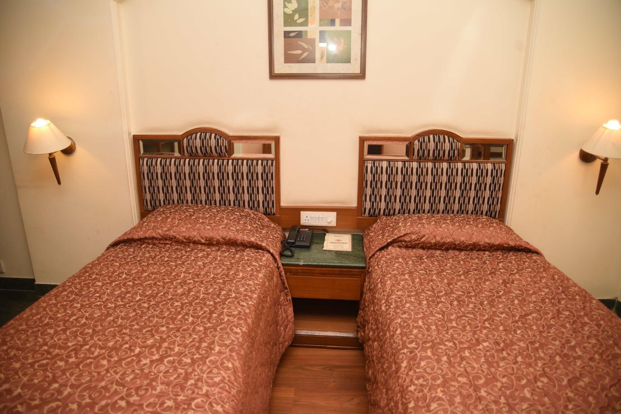 Hotel Maurya Bangalore Bagian luar foto