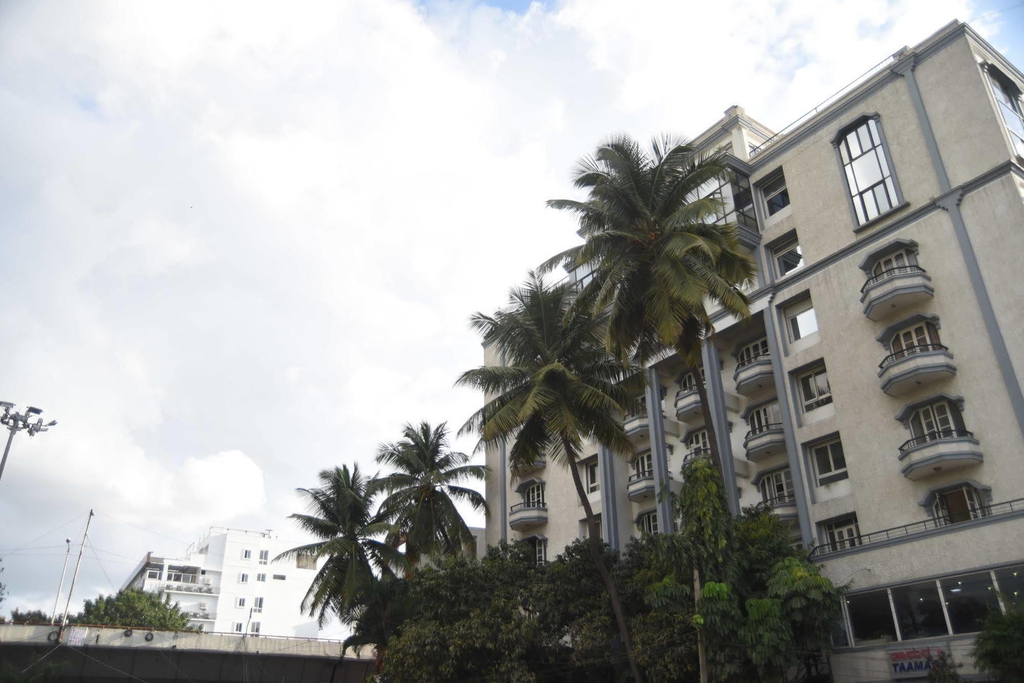 Hotel Maurya Bangalore Bagian luar foto